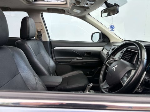 Mitsubishi Outlander 2.0 Outlander GX 4h PHEV Auto 4WD 5dr 25