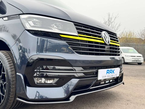 Volkswagen Transporter 2.0 Transporter T32 Highline TDI Semi-Auto 23