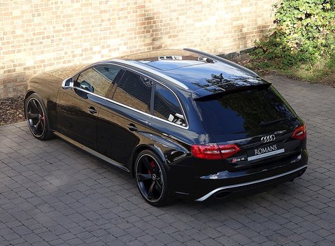 Audi RS4 Avant Limited Edition 3
