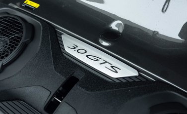 Porsche 911 Carrera GTS (992) 42