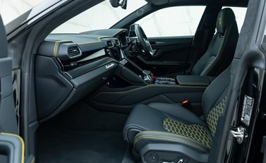 Lamborghini Urus S 16