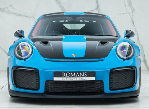 Porsche 911 GT2 RS Weissach (991) 4