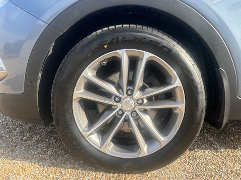 Hyundai SANTA FE CRDI PREMIUM SE BLUE DRIVE 30