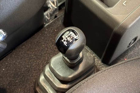 Suzuki Jimny Nomade Auto (5 Door) Euro 6 (102 ps) 43