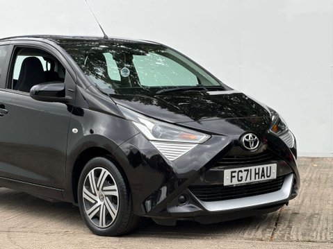 Toyota Aygo 1.0 Aygo X-Play TSS VVT-i 5dr 4