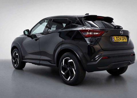 Nissan Juke 1.0 Juke N-Connecta DiG-T Semi-Auto 5dr 10