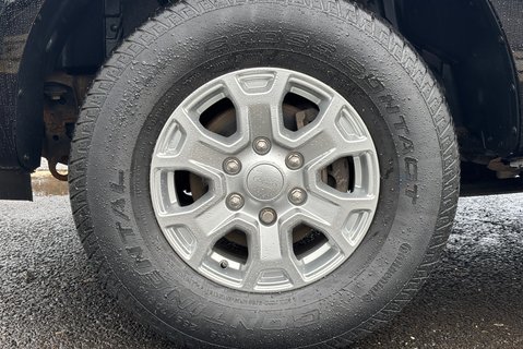 Ford Ranger XLT Super Cab 170 ps 4x4 Pickup 33