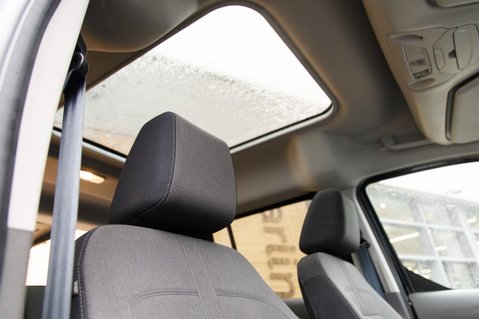 Ford Tourneo Connect TITANIUM TDCI 21
