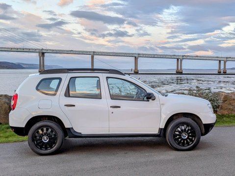 Dacia Duster 1.6 Access 4WD Euro 5 5dr 4