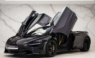 McLaren 720S Performance 7