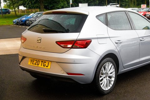 SEAT Leon TSI SE DYNAMIC 8
