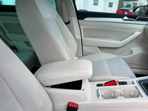 Volkswagen Passat SE BUSINESS TDI BLUEMOTION TECHNOLOGY 31