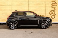 Renault 5 TECHNO E-TECH 10