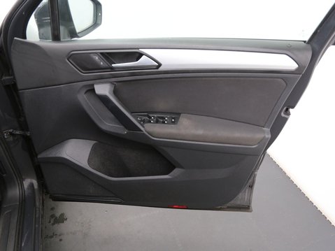 Volkswagen Tiguan 2.0 TDI Match Euro 6 (s/s) 5dr 19