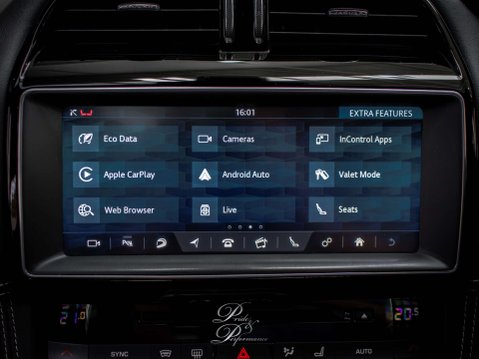 Jaguar F-Pace 3.0 F-PACE V6 S AWD D Auto 4WD 5dr 41
