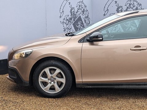 Volvo V40 D2 CROSS COUNTRY SE 5