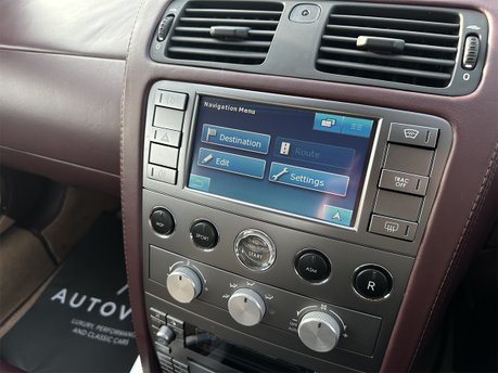 Aston Martin Vanquish V12 S 67