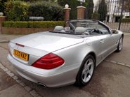 Mercedes-Benz SL Series SL 350 5G-Tronic 34