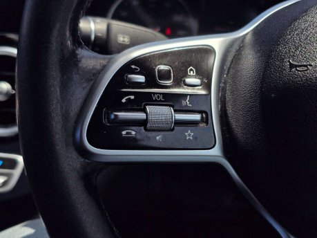 Mercedes-Benz C Class 2.0 C220d Sport Saloon 4dr Diesel G-Tronic+ Euro 6 (s/s) (194 ps) 42