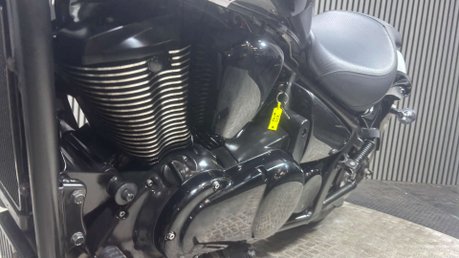 Kawasaki Vulcan 900 2017 ONLY 11K SERVICED LIGHTWEIGHT CRUISER BIKE 900CC 40