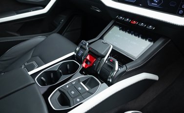 Lamborghini Urus SE 30