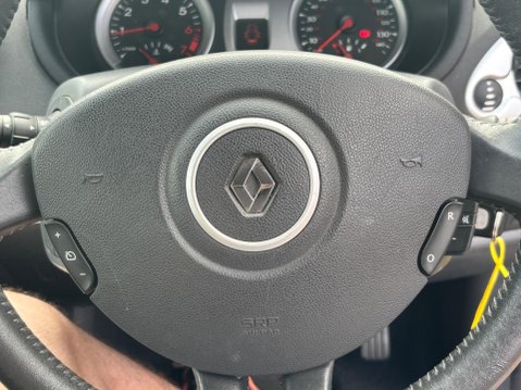 Renault Clio 1.2 TCe Dynamique Euro 4 5dr 9