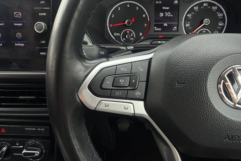 Volkswagen T-Cross 1.0 SE TSI.. 6 MAIN DEALER SERVICES..APPLE CARPLAY & ANDROID AUTO..STUNNING 22