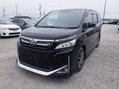 Toyota Voxy Hybrid 1