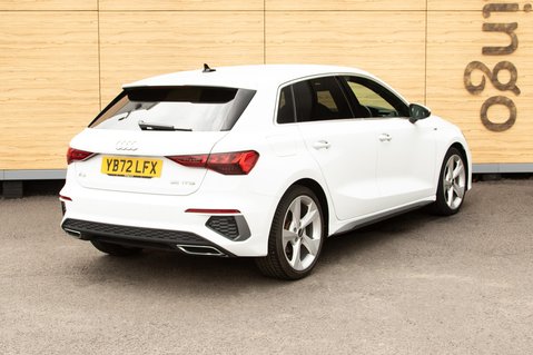 Audi A3 SPORTBACK TFSI S LINE MHEV 2