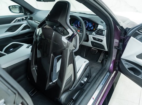 BMW M4 COMPETITION 18