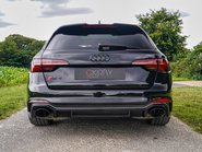 Audi RS4 CARBON BLACK 25