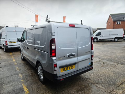 Renault Trafic SL27 SPORT NAV DCI 4