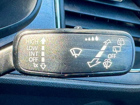 SEAT Leon ECOTSI FR TECHNOLOGY DSG 26