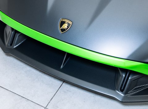Lamborghini Huracan STO 36