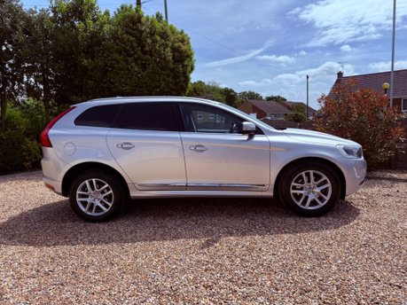 Volvo XC60 2.4 D5 SE Lux Nav Auto AWD Euro 6 (s/s) 5dr 4
