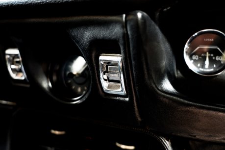 Aston Martin DBS V8 SERIES 1. EXTENSIVE HISTORY PORTFOLIO. 3-SPEED AUTO. CONOLLY INTERIOR. 33