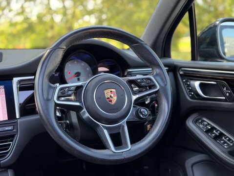 Porsche Macan 3.0 Macan S Semi-Auto 4WD 5dr 18