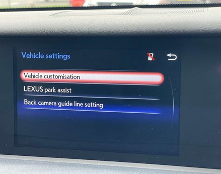 Lexus Is 2.5 IS 300h Advance CVT 4dr 38