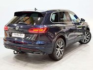 Volkswagen Touareg 3.0 TDI V6 R-Line SUV 5dr Diesel Tiptronic 4Motion Euro 6 (s/s) (286 ps) 26