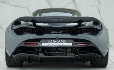 McLaren 720S Performance 8