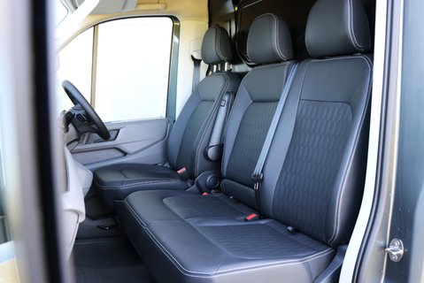 Volkswagen Crafter 10