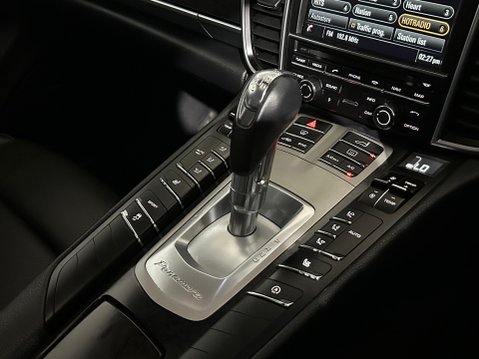 Porsche Panamera D V6 TIPTRONIC 17