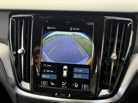 Volvo V60 2.0 D4 R-Design Auto Euro 6 (s/s) 5dr 85