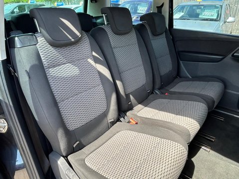 Volkswagen Sharan 2.0 TDI BlueMotion Tech S DSG Euro 5 (s/s) 5dr 32
