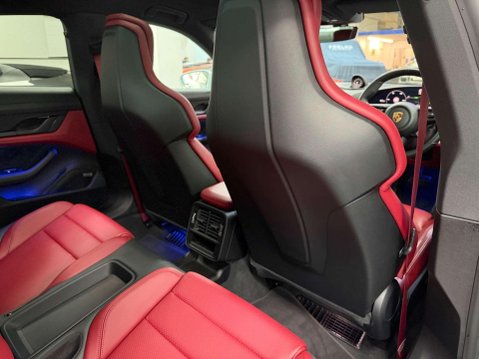 Porsche Taycan Performance Plus 93.4kWh 4S Saloon 4dr Electric Auto 4WD (11kW Charger) (57 35