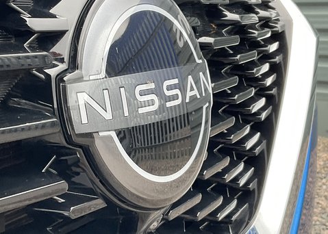Nissan Qashqai DIG-T N-CONNECTA MHEV 4