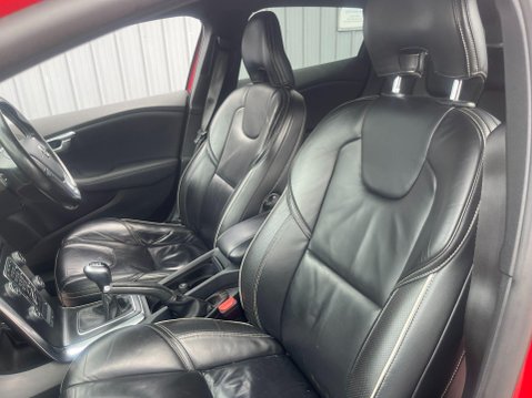 Volvo V40 2.0 D2 R-Design Pro Euro 6 (s/s) 5dr 27