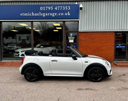 Mini Convertible 1.5 Cooper Sport Auto 2dr 13