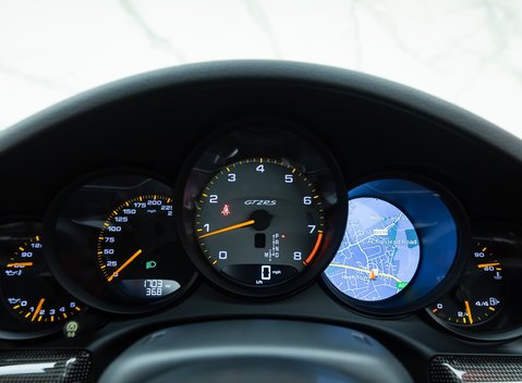 Porsche 911 GT2 RS Weissach (991) 20