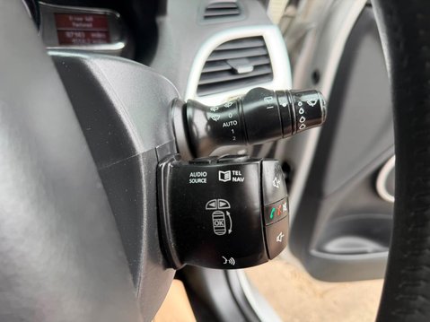 Renault Megane 1.5 dCi Dynamique TomTom Euro 5 5dr 12